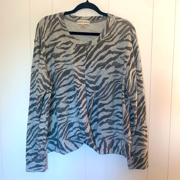 Knox Rose Tops - Knox Rose Animal Print Lightweight Sweatshirt Size XL